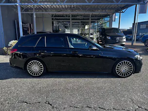 MERCEDES-BENZ C 300 AMG Line 4matic Kombi