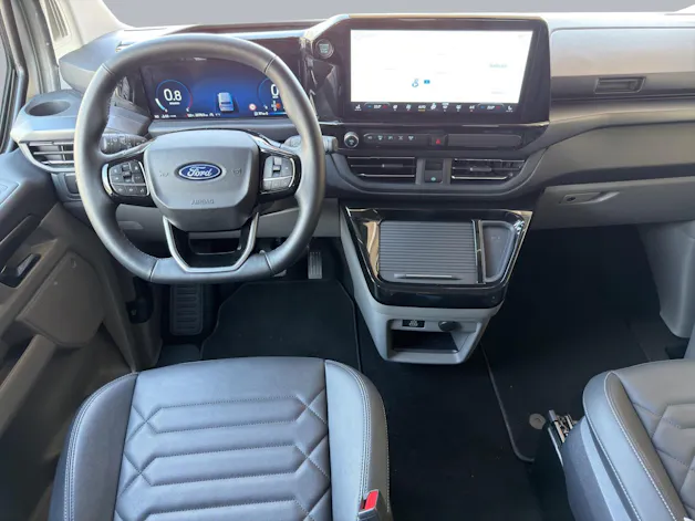 FORD Tourneo C Bus 320 L1 2.0 EcoBlue 170 Titanium X 4x4