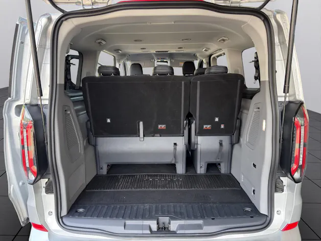 FORD Tourneo C Bus 320 L1 2.0 EcoBlue 170 Titanium X 4x4