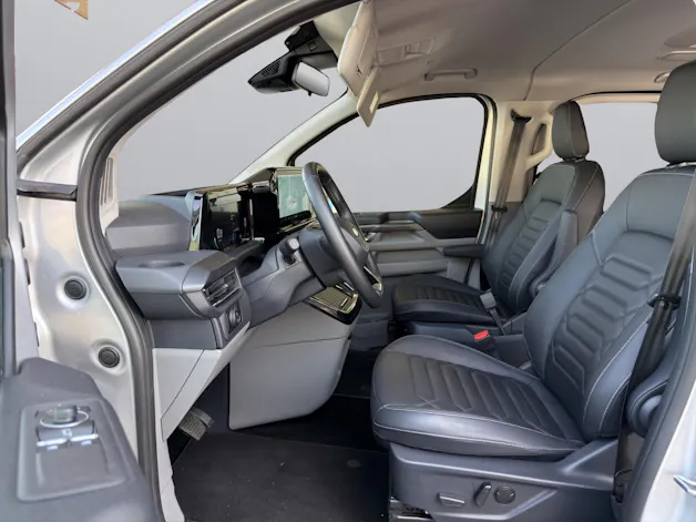 FORD Tourneo C Bus 320 L1 2.0 EcoBlue 170 Titanium X 4x4
