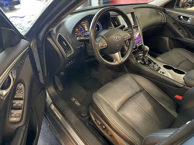 INFINITI Q50 2.2d Sport Tech Automatic