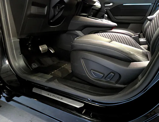 RENAULT Captur 1.8 E-Tech esprit Alpine
