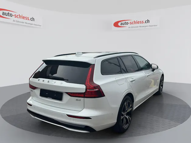 VOLVO V60 B4 Benzin Mild Hybrid Plus Dark DCT
