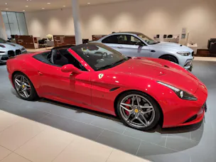 FERRARI California 3.9 V8 T