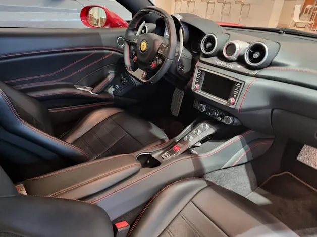FERRARI California 3.9 V8 T