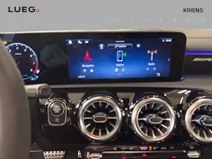 MERCEDES-BENZ CLA 35 4M - AMG / Panorama-Dach / Rückfahrkamera / Soundsystem / Multibeam LED