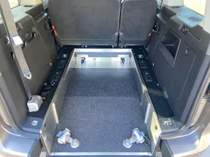 VW Caddy 1.5TSI DSG Kombi Maxi Premium Rollstuhltransport 5+1 Sitze