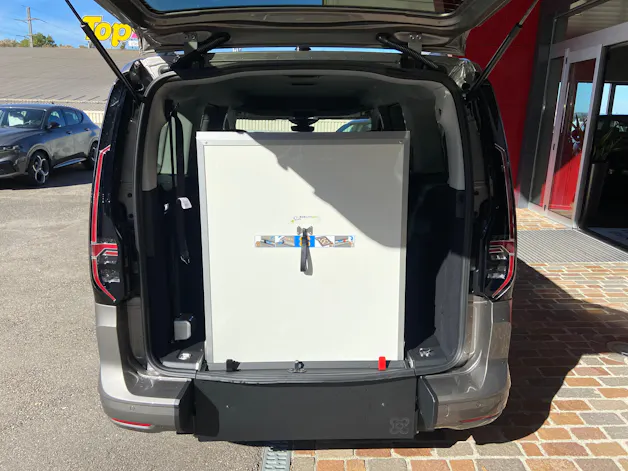 VW Caddy 1.5TSI DSG Kombi Maxi Premium Rollstuhltransport 5+1 Sitze