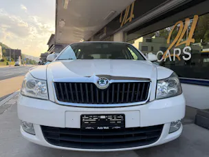 SKODA Octavia Combi 1.6 TDI Ambiente DSG