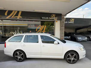 SKODA Octavia Combi 1.6 TDI Ambiente DSG