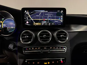 MERCEDES-BENZ GLC 300 AMG Line 4Matic 9G-Tronic | CH |
