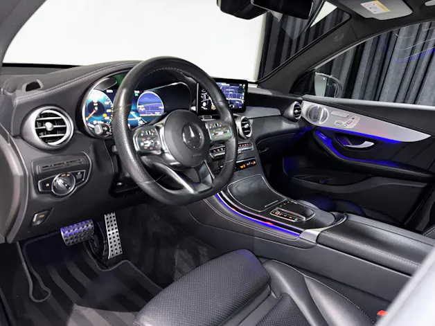 MERCEDES-BENZ GLC 300 AMG Line 4Matic 9G-Tronic | CH |