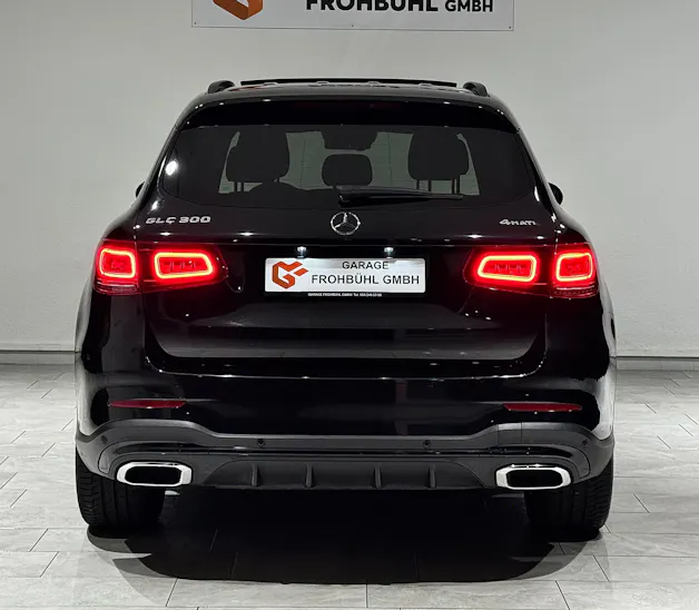 MERCEDES-BENZ GLC 300 AMG Line 4Matic 9G-Tronic | CH |
