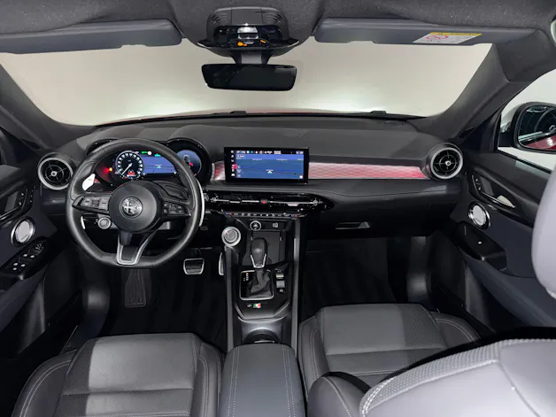 ALFA ROMEO Tonale 1.5 48V Hybrid Speciale | CH | 1.Hand |