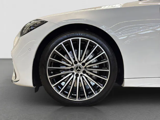 MERCEDES-BENZ C 220 d Swiss Star AMG Line 4MATIC