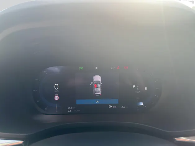 VOLVO XC60 B5 Benzin Mild Hybrid AWD Plus Dark Geartronic