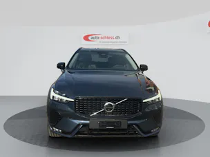 VOLVO XC60 B5 Benzin Mild Hybrid AWD Plus Dark Geartronic