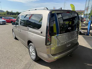 FORD Grand Tourneo Connect 1.5 PHEV Titanium Automat