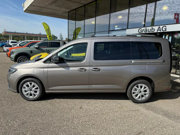 FORD Grand Tourneo Connect 1.5 PHEV Titanium Automat