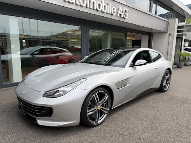 FERRARI GTC 4 Lusso