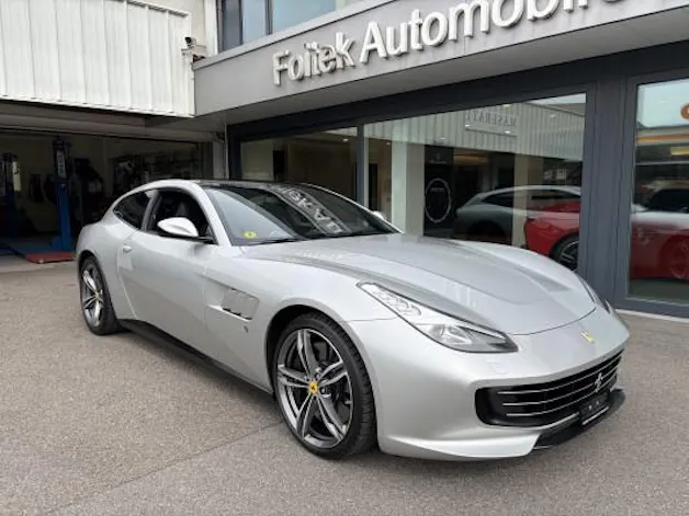 FERRARI GTC 4 Lusso