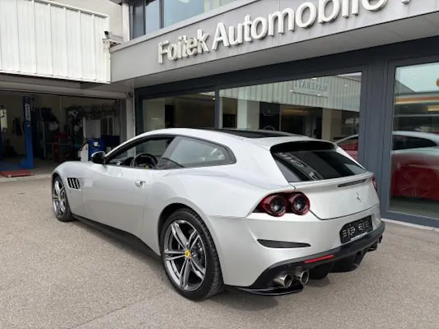 FERRARI GTC 4 Lusso