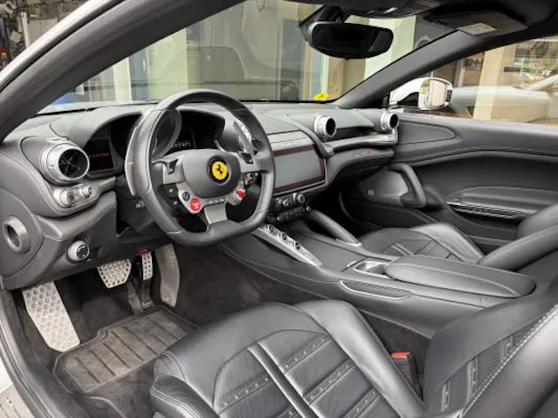 FERRARI GTC 4 Lusso