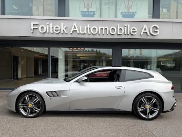 FERRARI GTC 4 Lusso