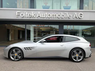 FERRARI GTC 4 Lusso