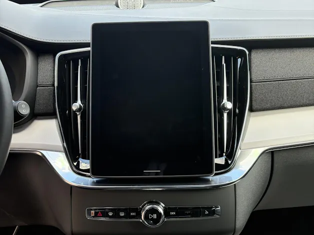 VOLVO XC90 B5 Benzin Mild Hybrid AWD Black Edition Geartronic