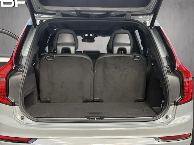 VOLVO XC90 B5 Benzin Mild Hybrid AWD Black Edition Geartronic