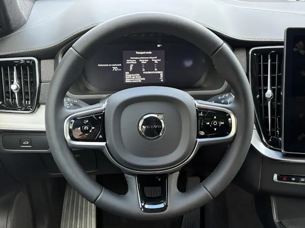 VOLVO XC90 B5 Benzin Mild Hybrid AWD Black Edition Geartronic