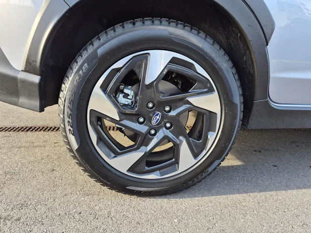Subaru Crosstrek 2.0i e-Boxer Swiss Plus