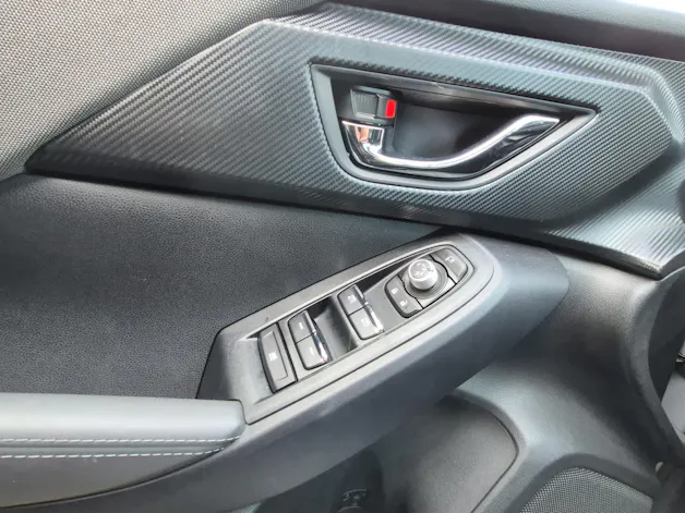 Subaru Crosstrek 2.0i e-Boxer Swiss Plus