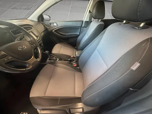 HYUNDAI i20 1.0 T-GDi Amplia