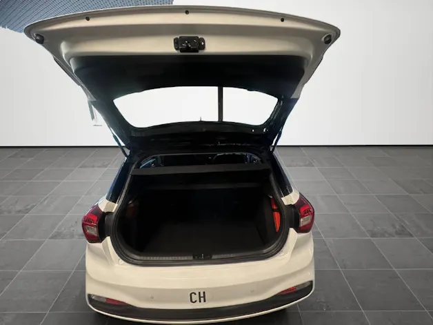 HYUNDAI i20 1.0 T-GDi Amplia