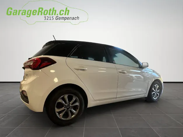 HYUNDAI i20 1.0 T-GDi Amplia