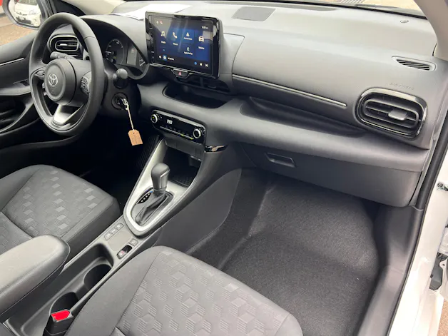 Toyota Yaris 1.5 VVT-i HSD Comfort