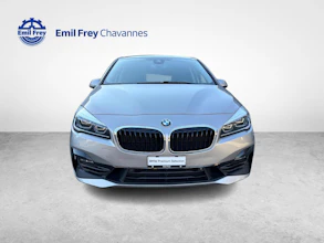https://vehicle.imgix.net/4467280/a3ed561a-c644-4779-8ab9-3e84c6071a61.jpg