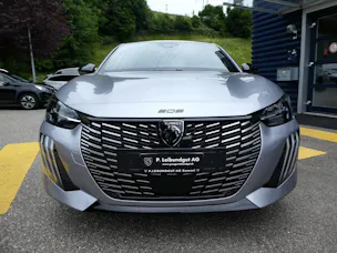 PEUGEOT 208 1.2 Hybrid 145 GT