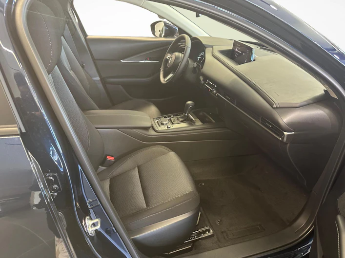 Fahrzeugbild MAZDA CX-30