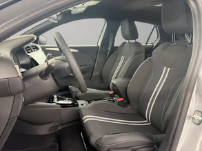https://vehicle.imgix.net/4467336/2d408a31-5d10-4724-b20f-4491f47af018.jpg