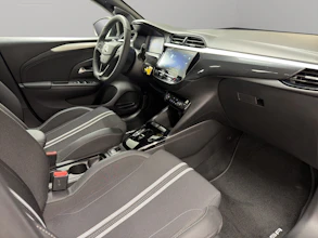 https://vehicle.imgix.net/4467346/90f8007c-aed8-4b77-9310-cd20b30eb4ae.jpg
