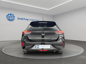 https://vehicle.imgix.net/4467346/fc3dc7bb-f157-46f0-9162-eec0769bdf68.jpg
