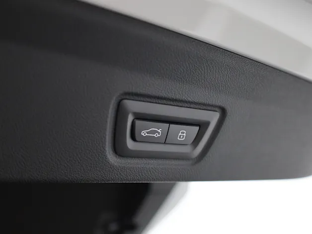 BMW i4 Limousine M60