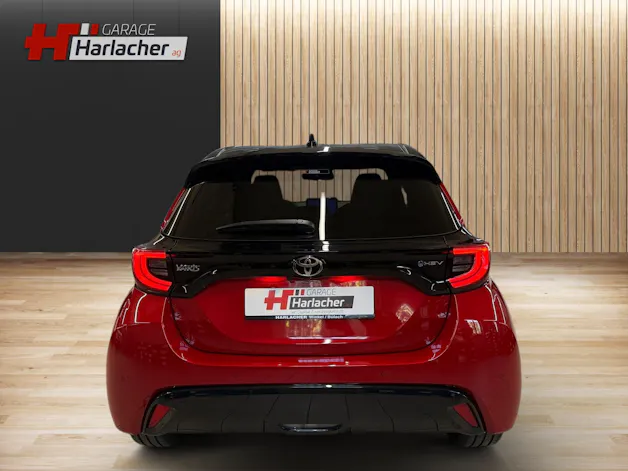 Toyota Yaris 1.5 VVT-i HSD Premium