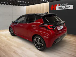Toyota Yaris 1.5 VVT-i HSD Premium