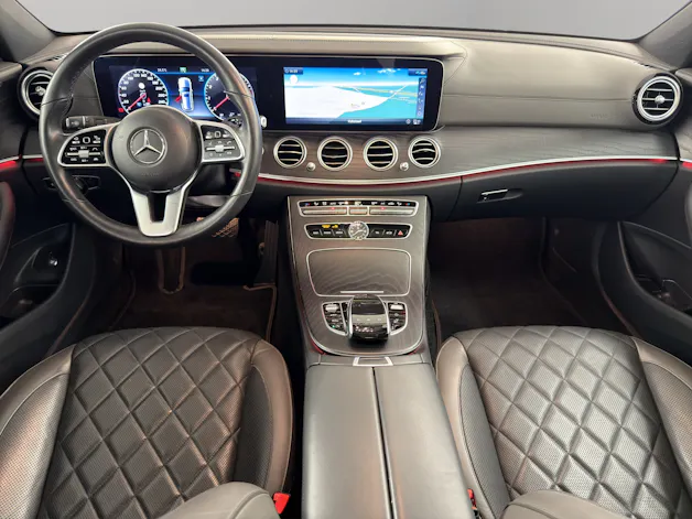 MERCEDES-BENZ E-Klasse Kombi E 200 AMG Line 4matic