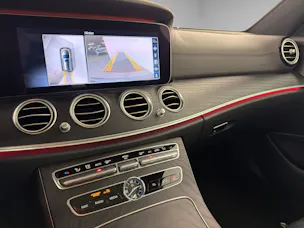 MERCEDES-BENZ E-Klasse Kombi E 200 AMG Line 4matic