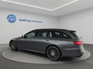 MERCEDES-BENZ E-Klasse Kombi E 200 AMG Line 4matic